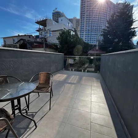 Eco Pro On Kamanina Apartment