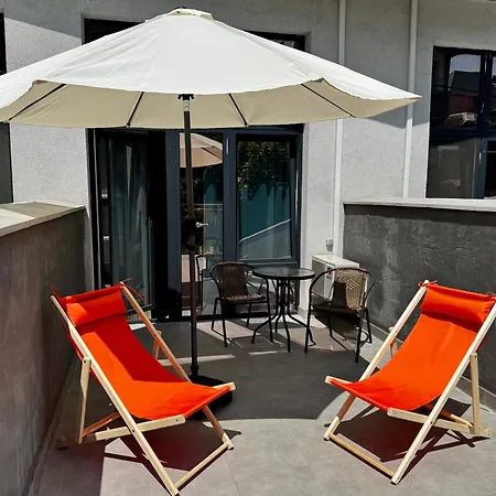 Eco Pro On Kamanina Apartman Odessza